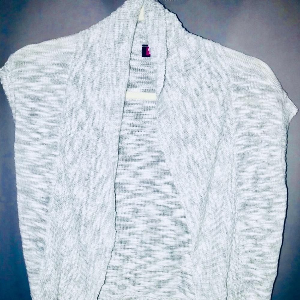 Women’s Heather Gray Short Cardigan